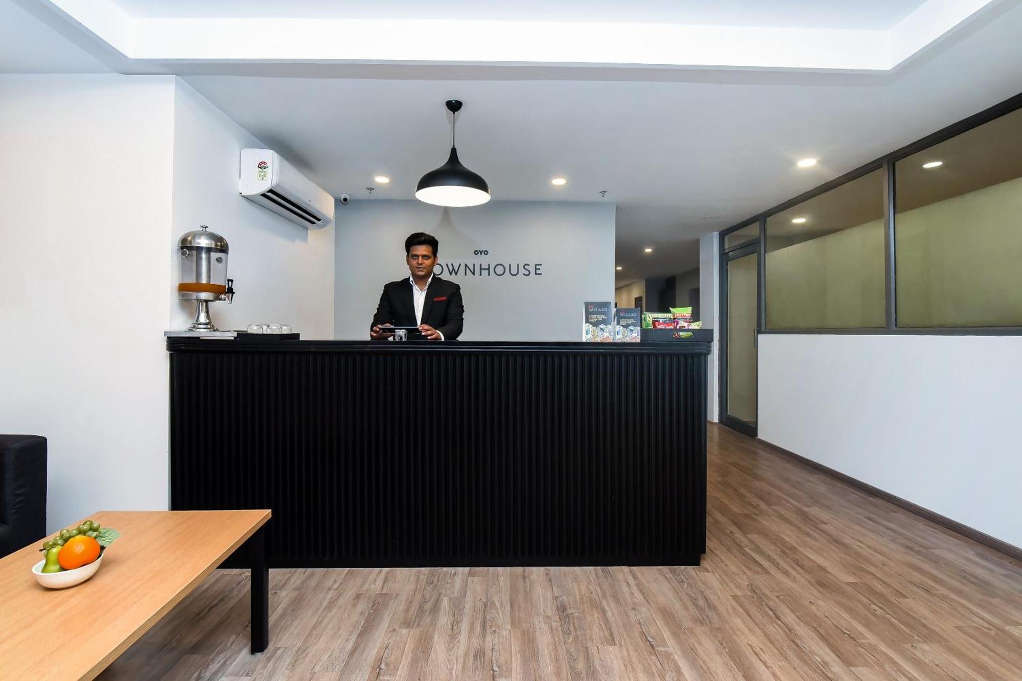 Townhouse C Scheme Ahinsa Circle Hotel Jaipur Ngoại thất bức ảnh