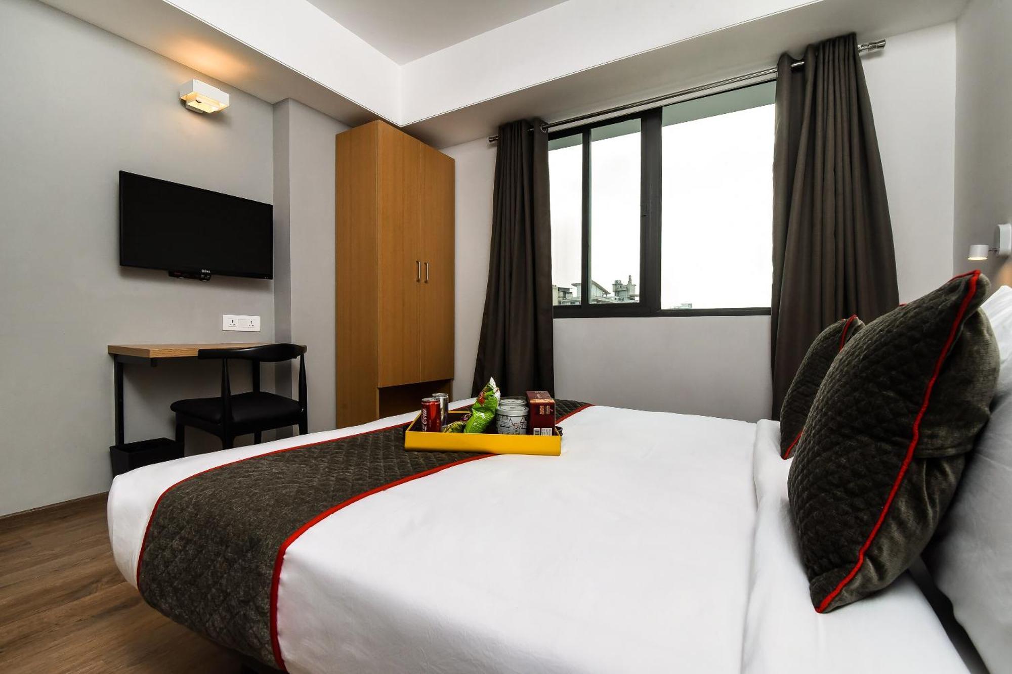 Townhouse C Scheme Ahinsa Circle Hotel Jaipur Ngoại thất bức ảnh
